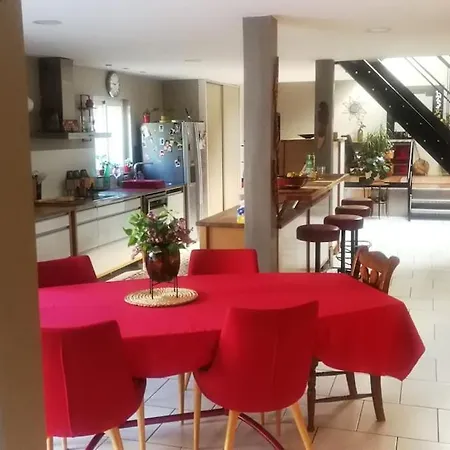 Holiday home Beau Loft Lumineux Et Spacieux A 2 Pas De Rouen