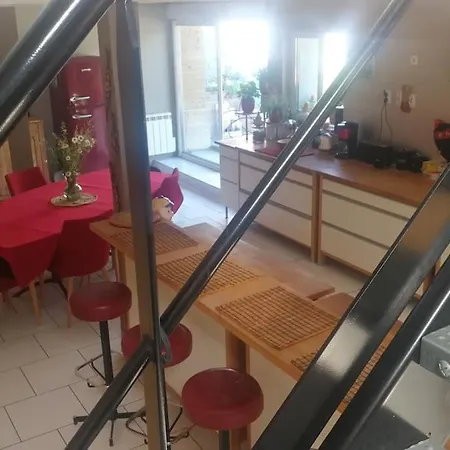 Beau Loft Lumineux Et Spacieux A 2 Pas De Rouen Le Houlme